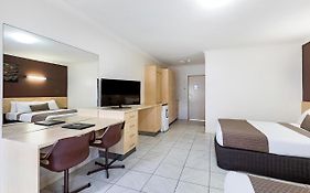 Reef Gateway Hotel
