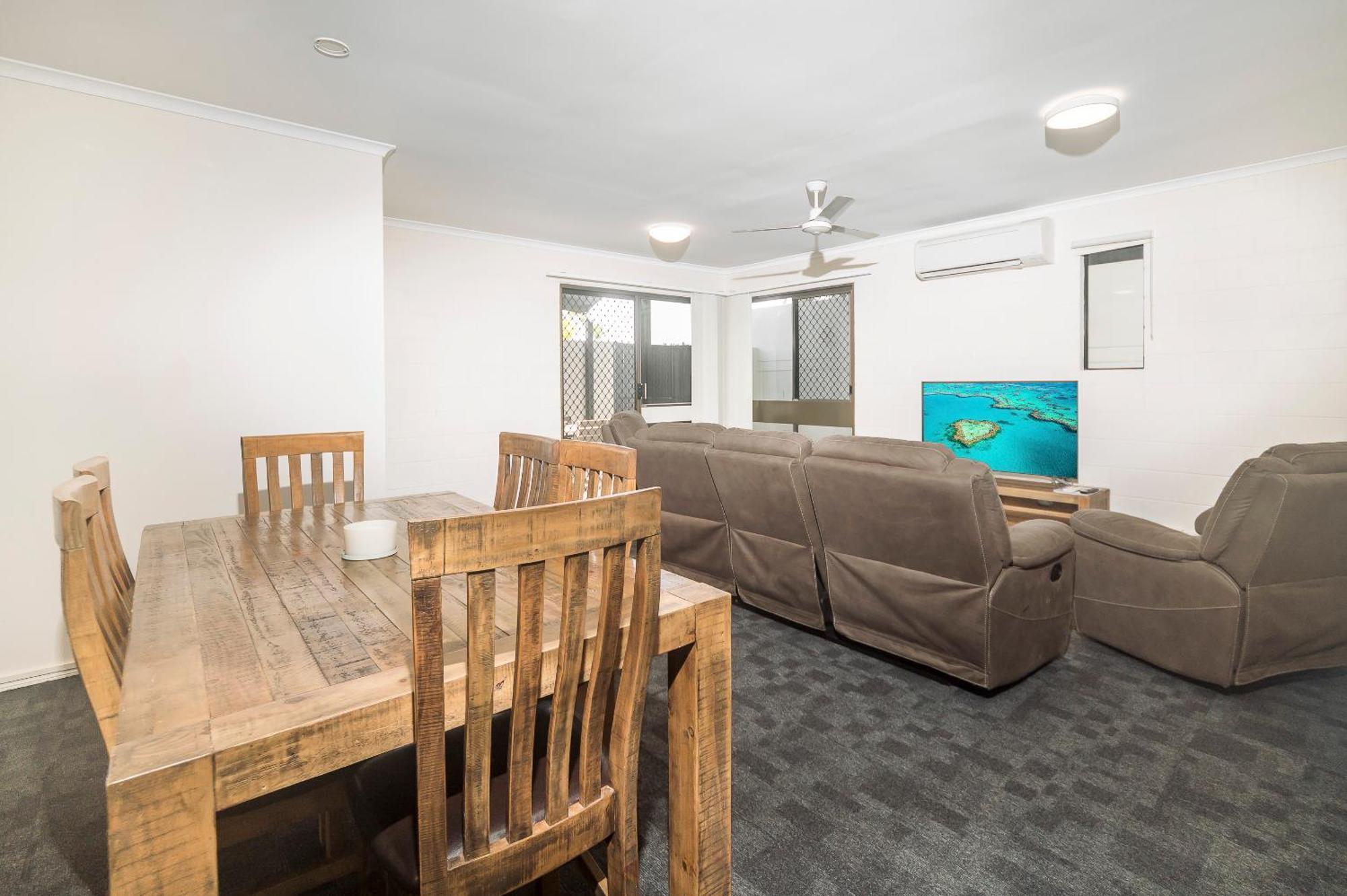Reef Gateway Hotel Airlie Beach Esterno foto
