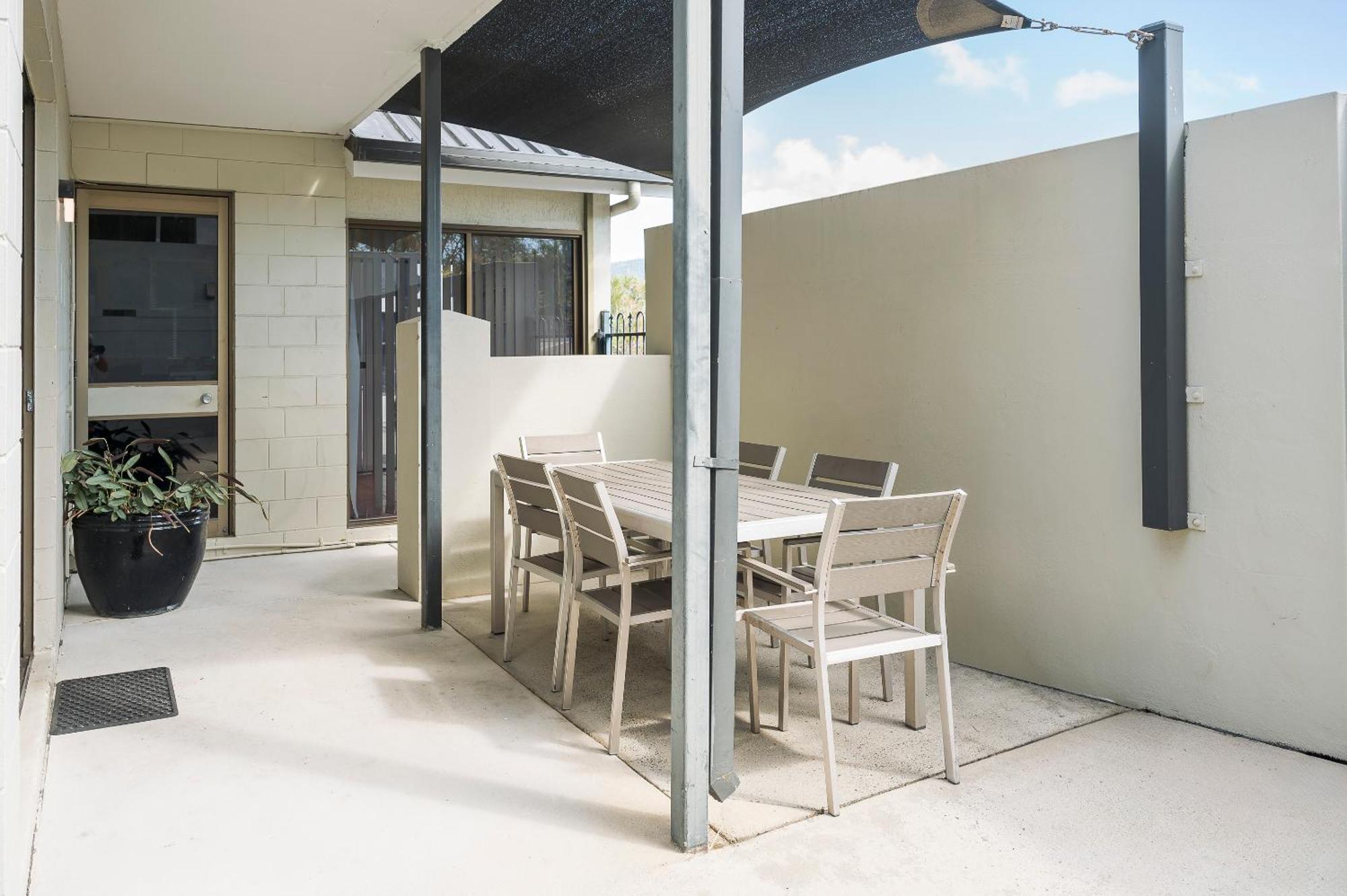 Reef Gateway Hotel Airlie Beach Esterno foto