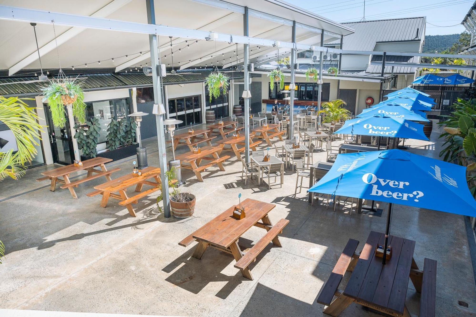 Reef Gateway Hotel Airlie Beach Esterno foto