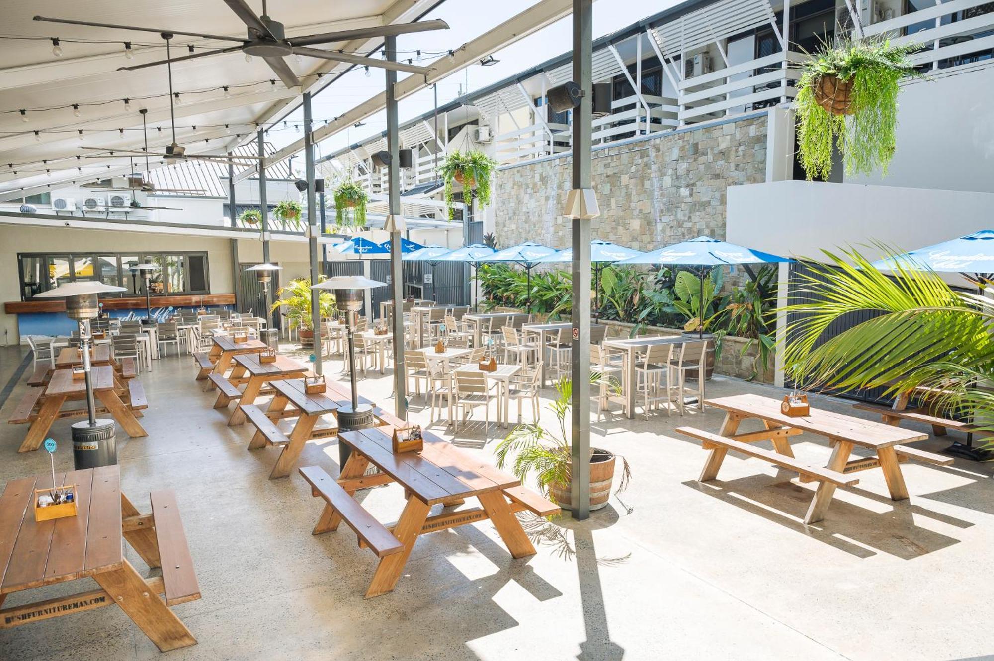 Reef Gateway Hotel Airlie Beach Esterno foto